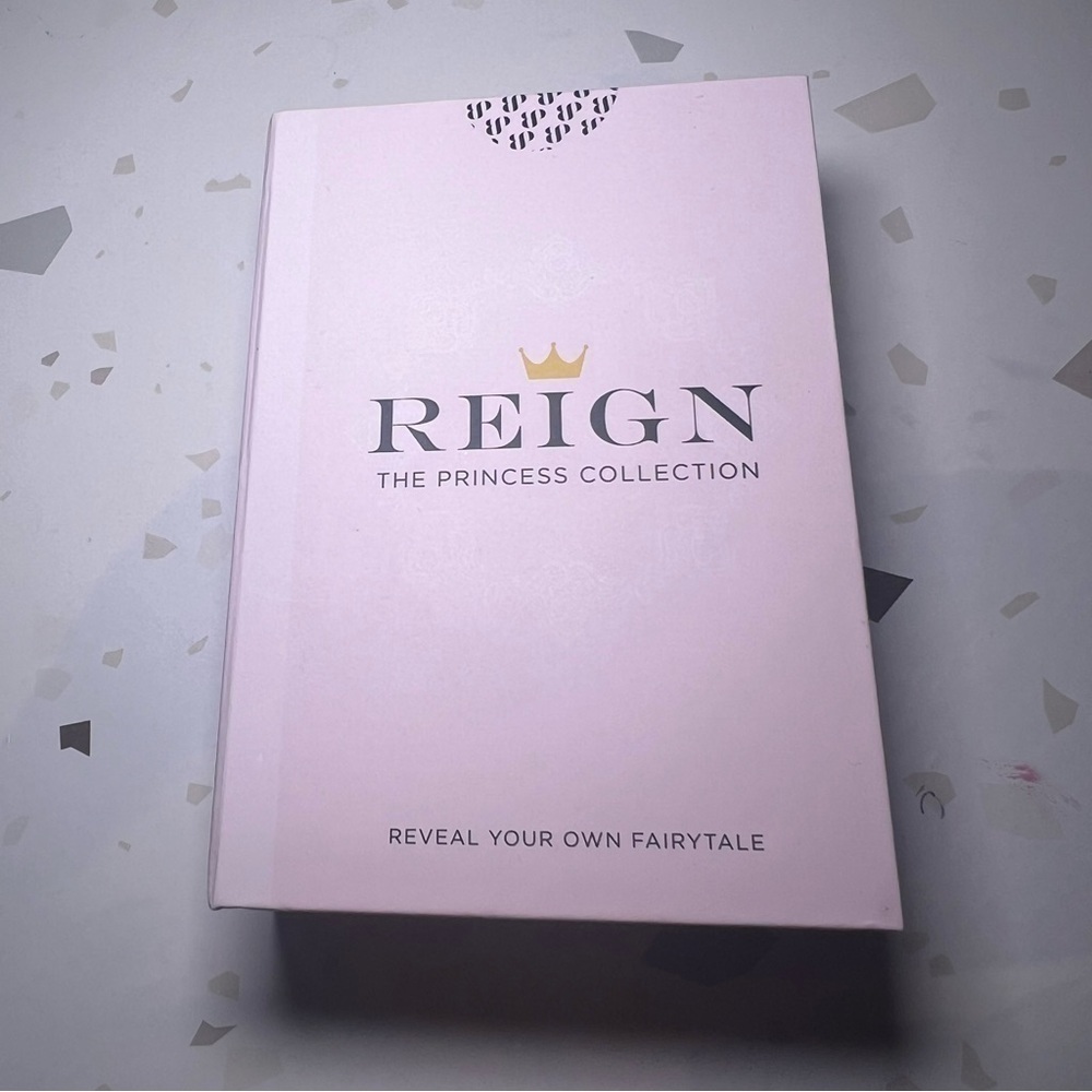 Bomb party Reign Collection The Chandelier Pendant Rose Gold Necklace - Picture 3 of 4